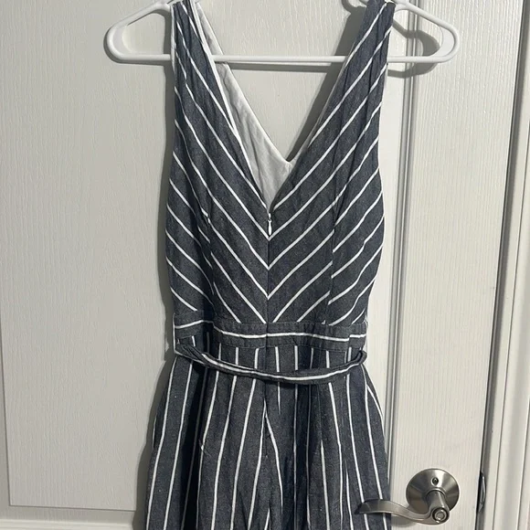 Loft Cropped Chambray Jumpuit - Picture 4 of 4